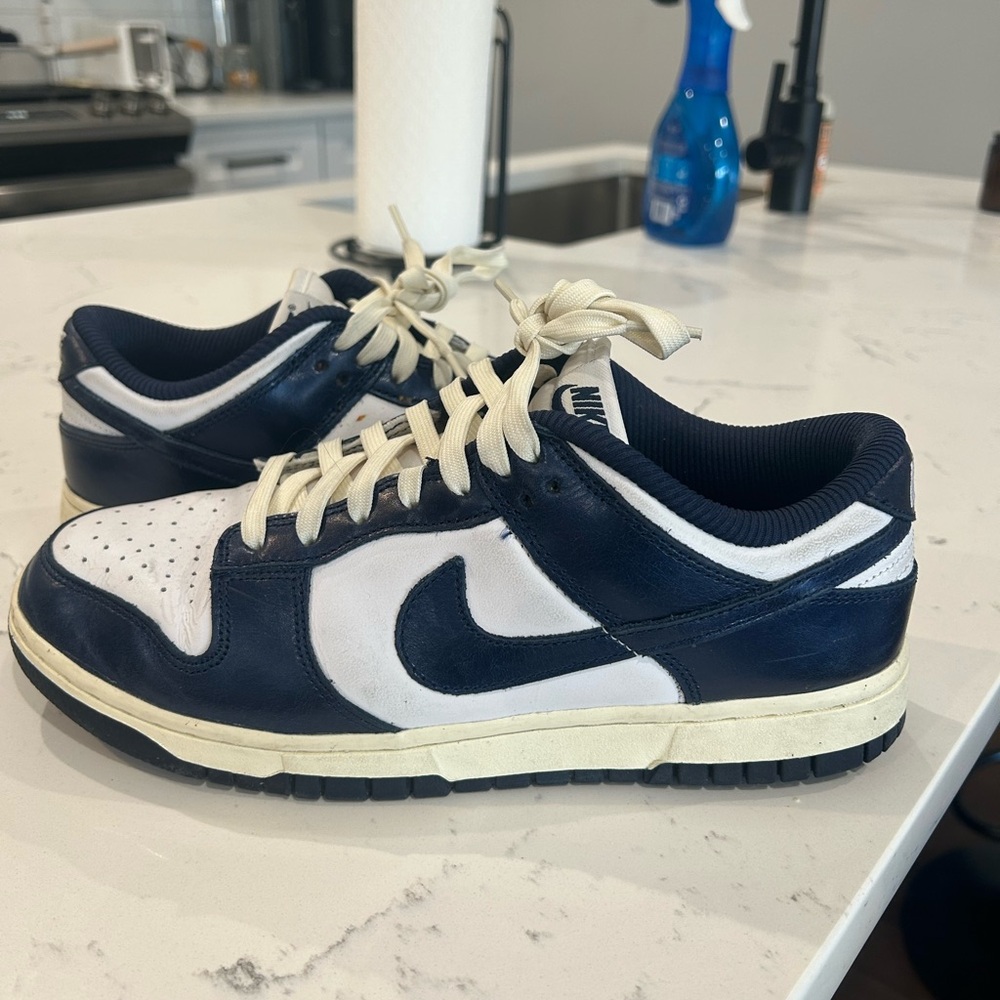Nike Women's Sneakers - Navy and White